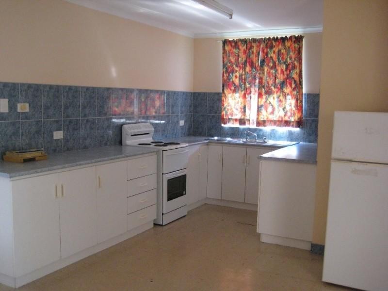 25 Gwendoline Drive, Katherine NT 0850