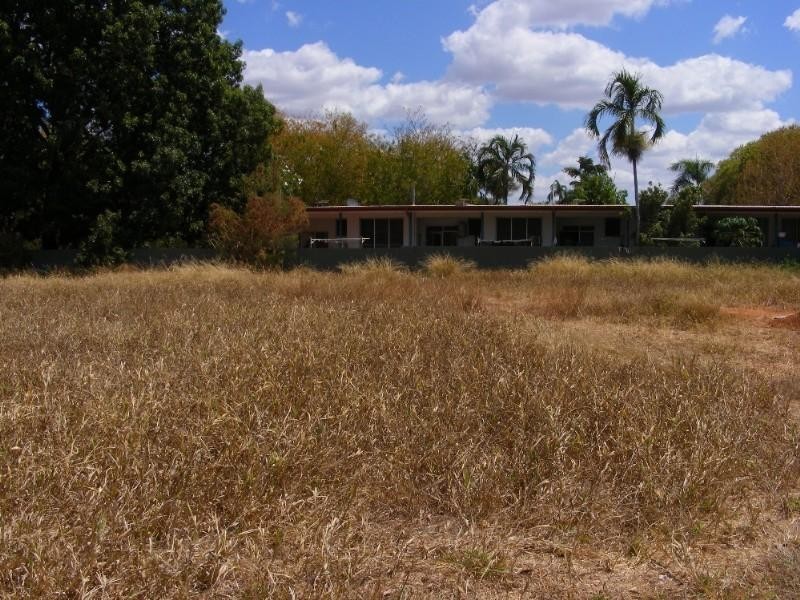 12 Walter Young Street, Katherine NT 0850