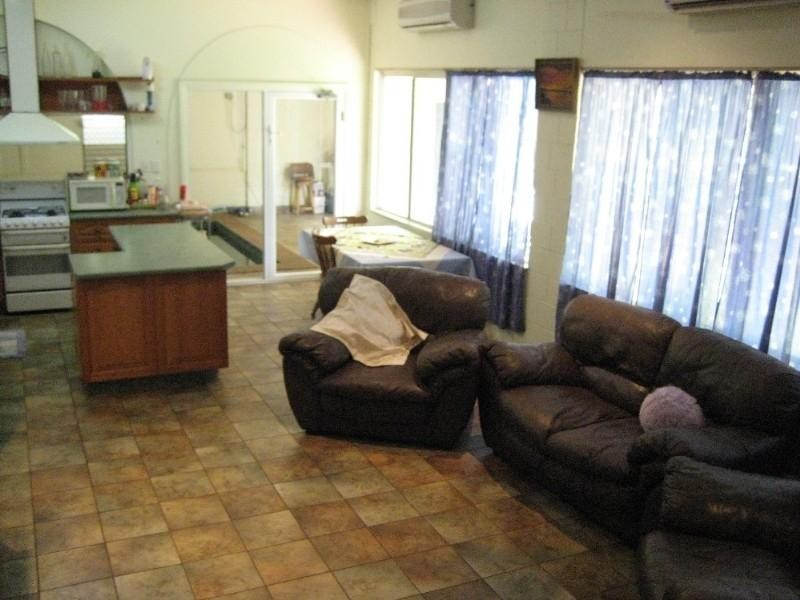 13 Auster Street, Katherine NT 0850