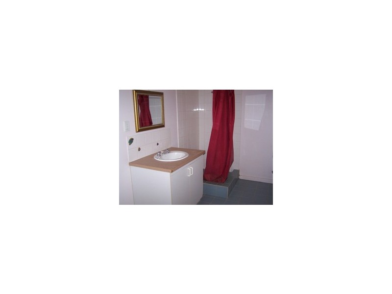 28 Raymond Place, Katherine NT 0850
