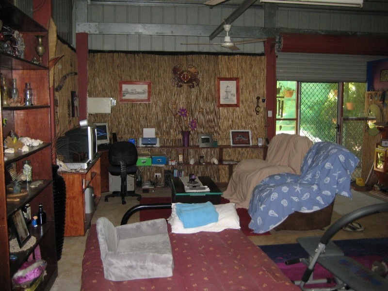 65 Hall Road, Katherine NT 0850