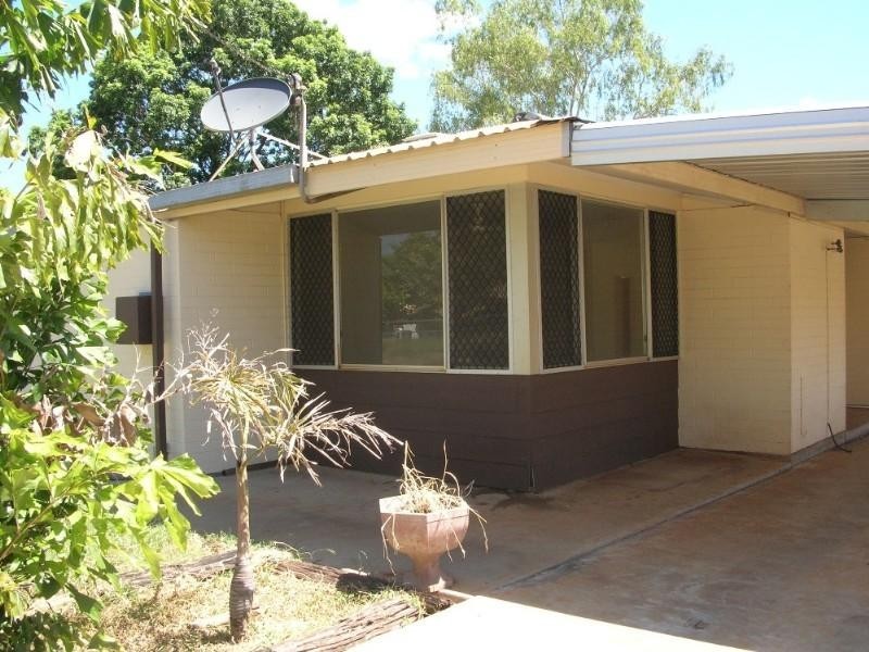 7 Sandalwood Crescent, Katherine NT 0850