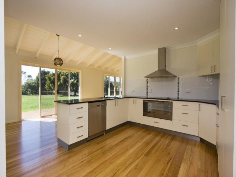 69 Hillcrest Drive, Tintenbar NSW 2478