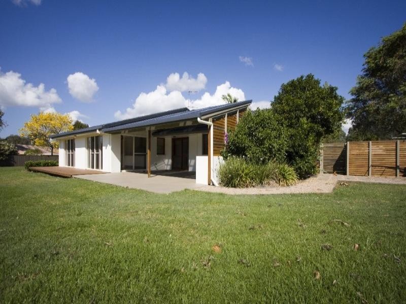 69 Hillcrest Drive, Tintenbar NSW 2478