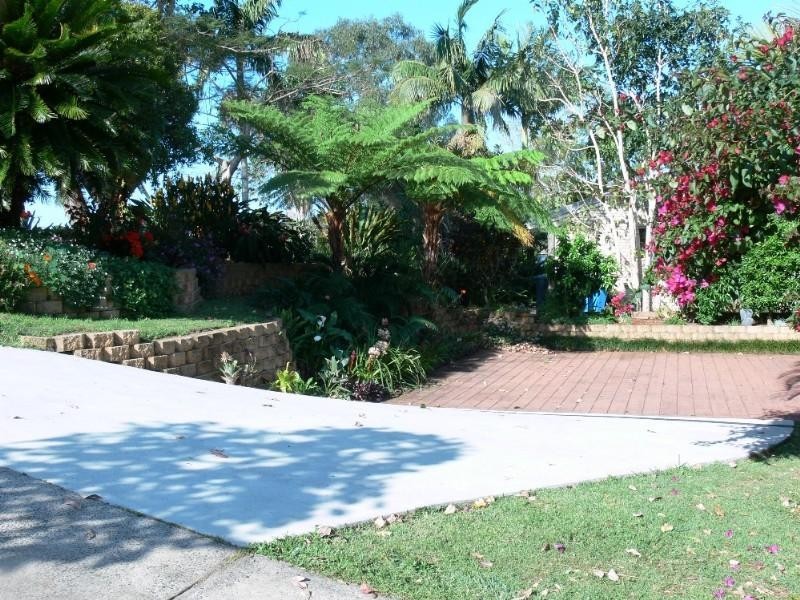 22 Cerreto Circuit, Wollongbar NSW 2477