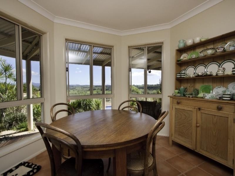 50 Whispering Valley Drive, Richmond Hill NSW 2480