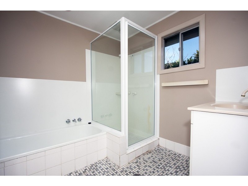 27 River Road East, Harwood NSW 2465