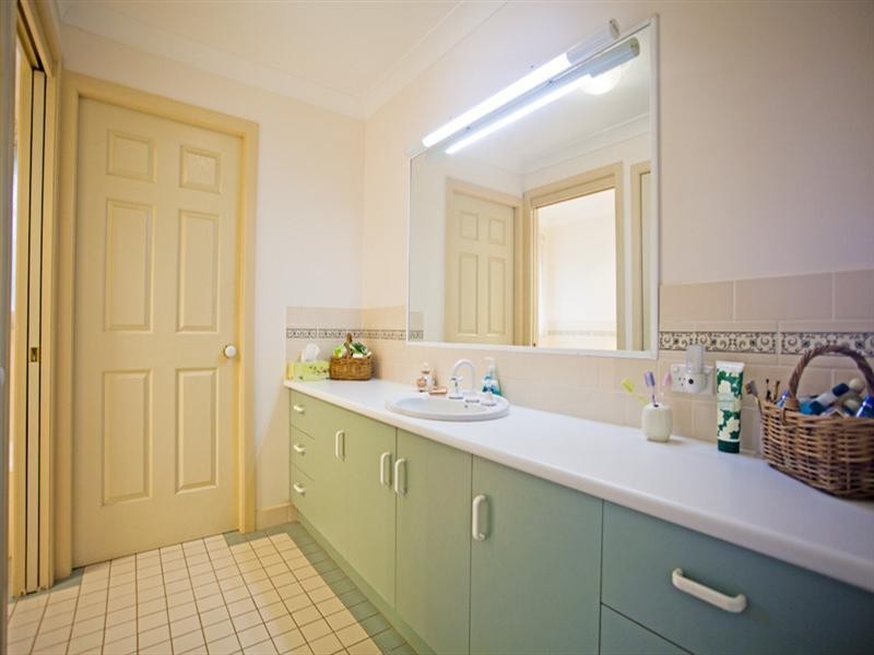 6 County Court, Wollongbar NSW 2477