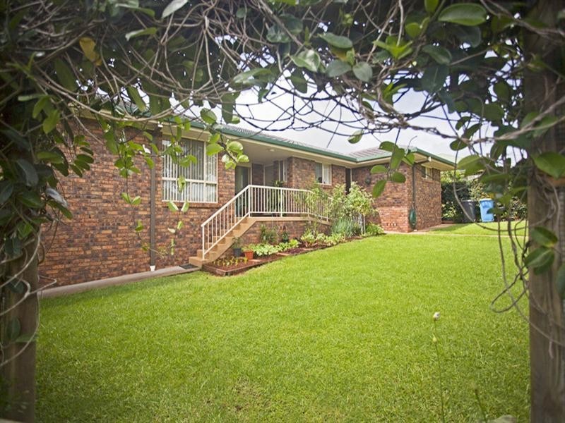 6 County Court, Wollongbar NSW 2477