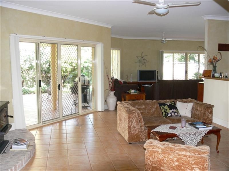 6 Casey Place, Alstonville NSW 2477