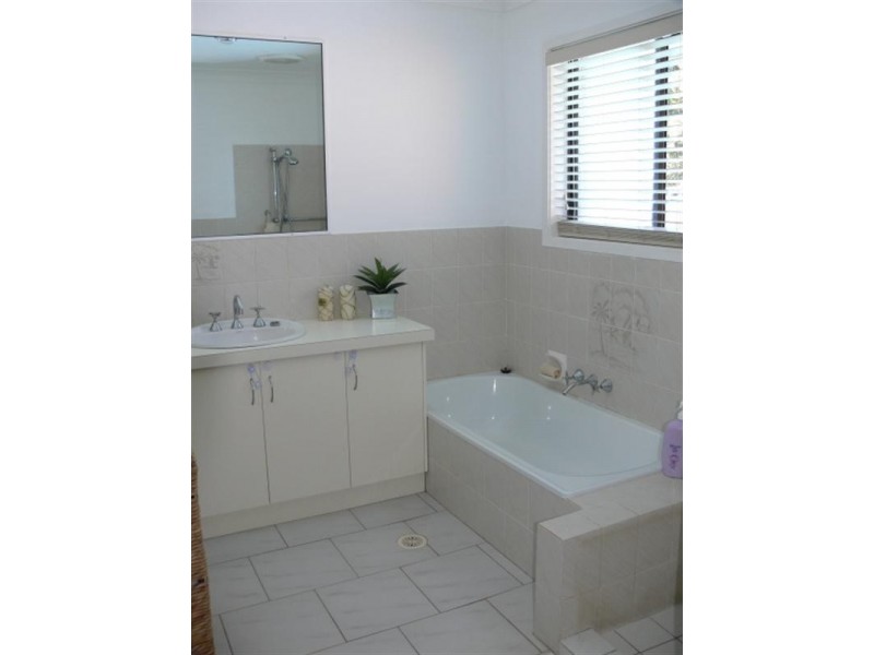 6 Palermo Place, Alstonville NSW 2477