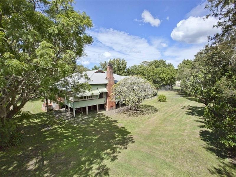 211 Pacific Highway, Broadwater NSW 2472