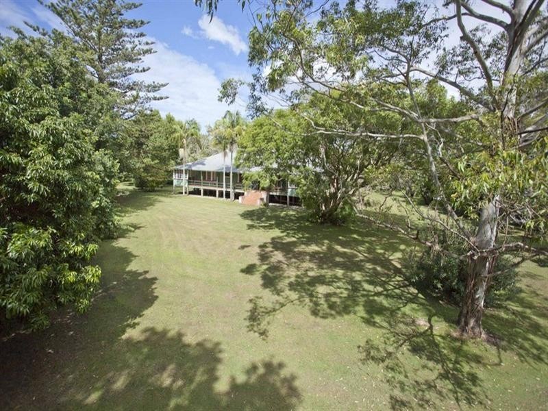 211 Pacific Highway, Broadwater NSW 2472