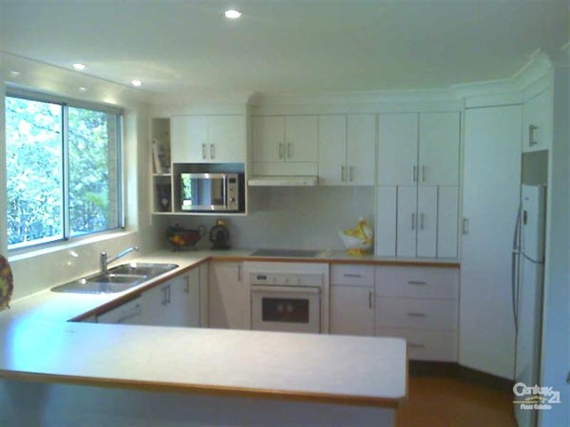 8 McConnell Drive, Richmond Hill NSW 2480