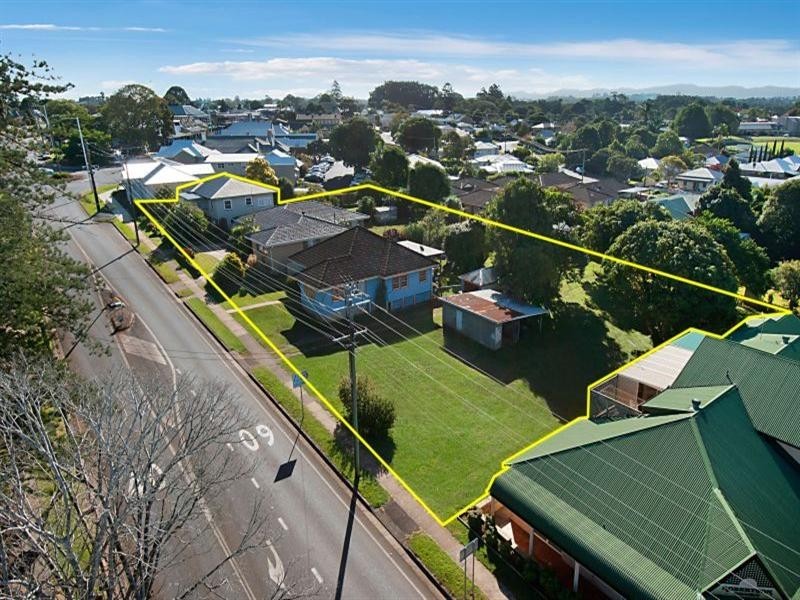 98,100,102,104 Main Street, Alstonville NSW 2477