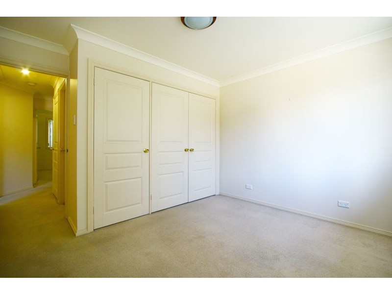 2/5a Mt Ousley Road, Mount Ousley NSW 2519