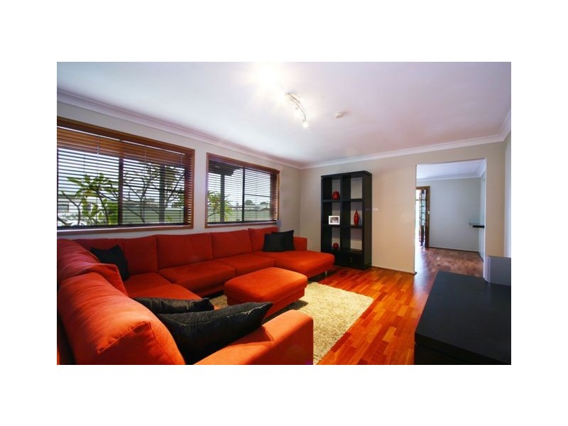 69 Gladstone Street, Bellambi NSW 2518