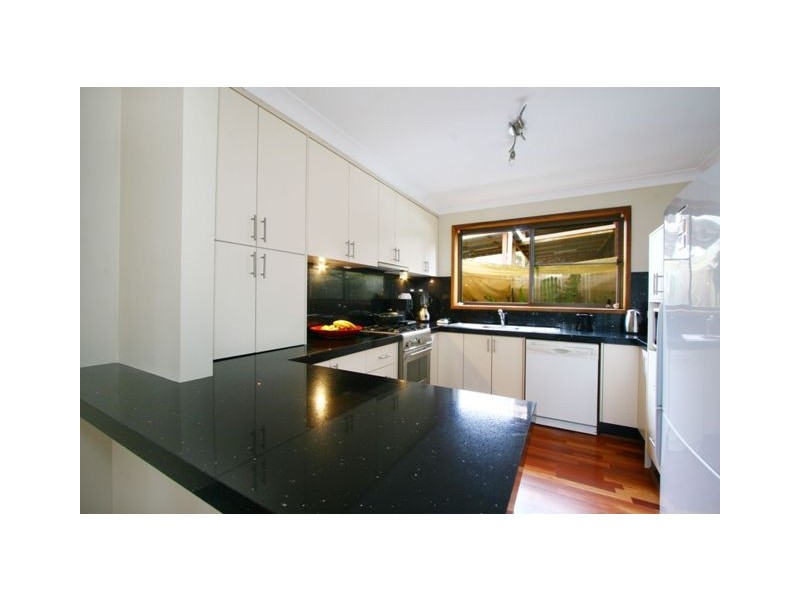 69 Gladstone Street, Bellambi NSW 2518