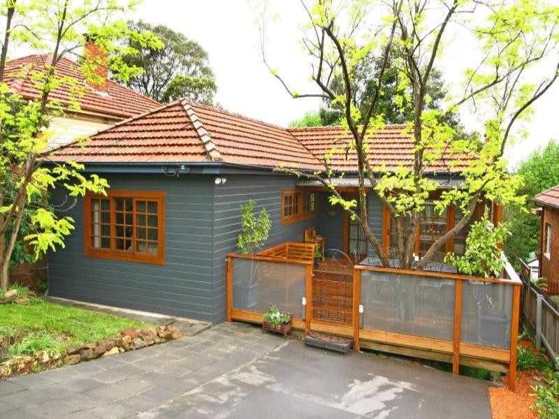 35 Ocean Street, Mount Saint Thomas NSW 2500