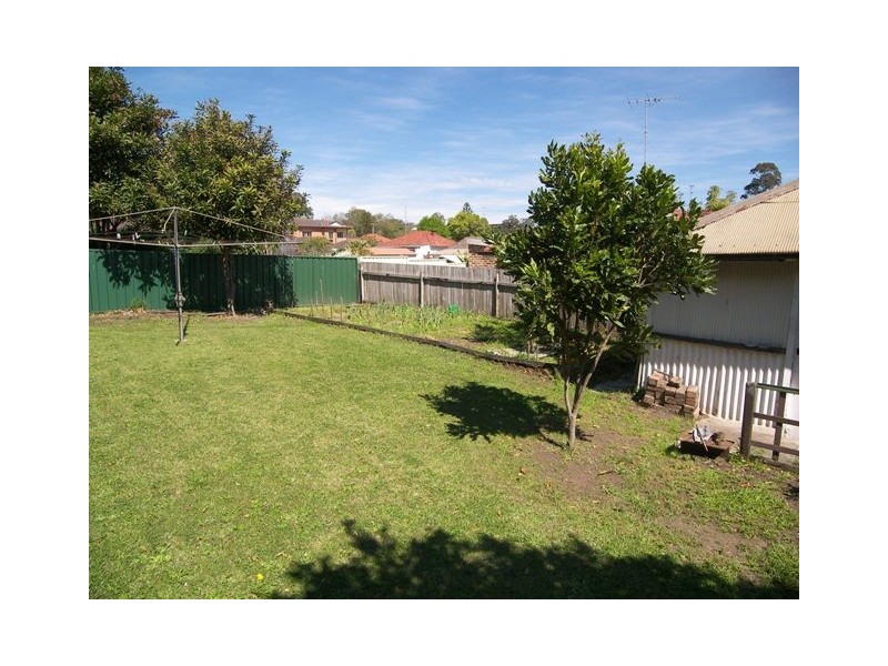 15 Sperry Street, Wollongong NSW 2500