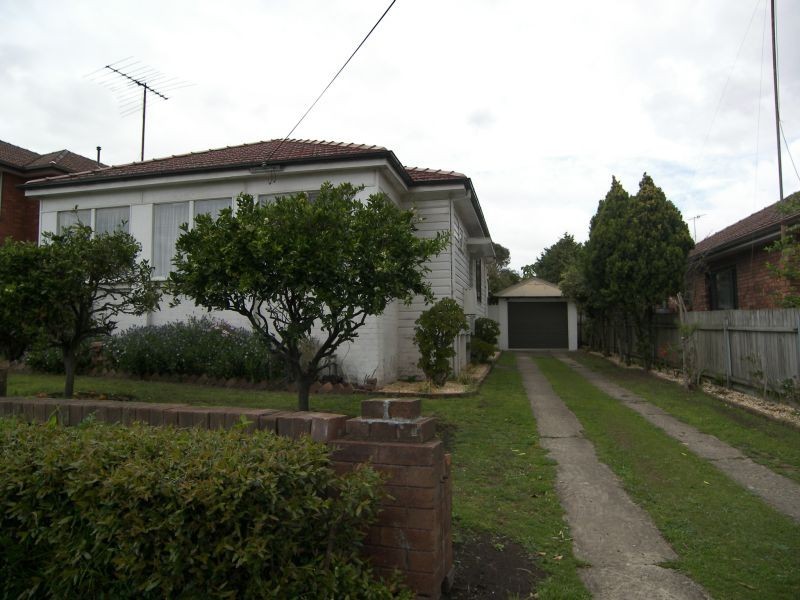 15 Sperry Street, Wollongong NSW 2500