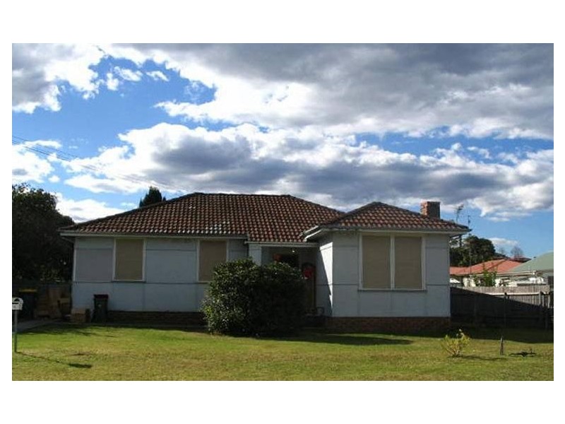 4 Cullen Street, Unanderra NSW 2526
