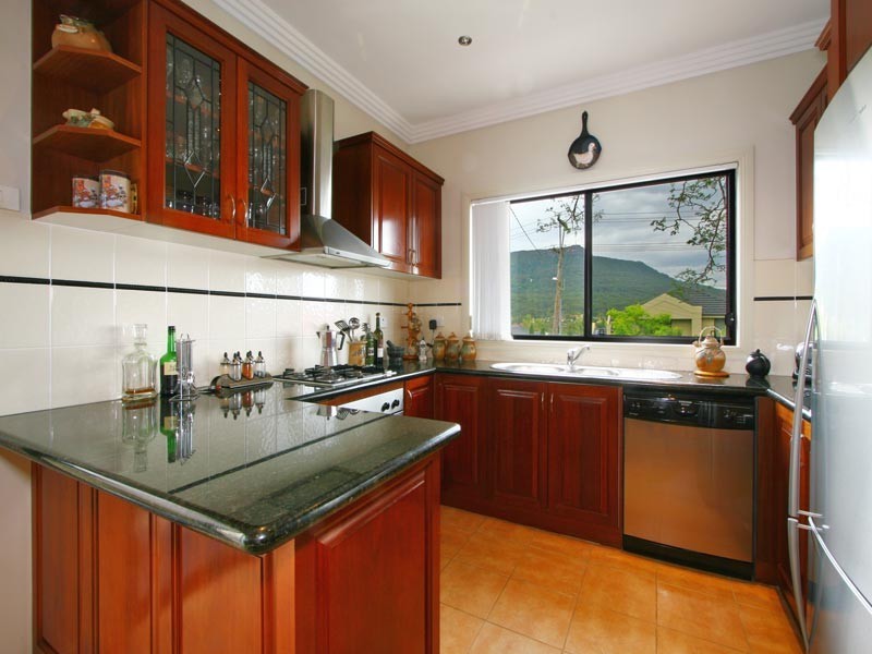 1/51 Balmoral Street, Balgownie NSW 2519