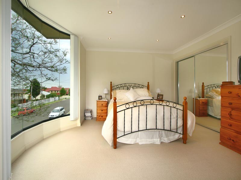 1/51 Balmoral Street, Balgownie NSW 2519