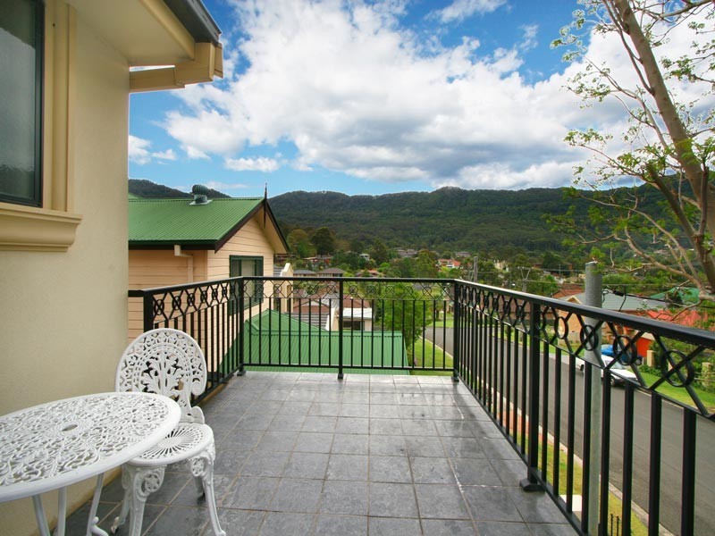 1/51 Balmoral Street, Balgownie NSW 2519