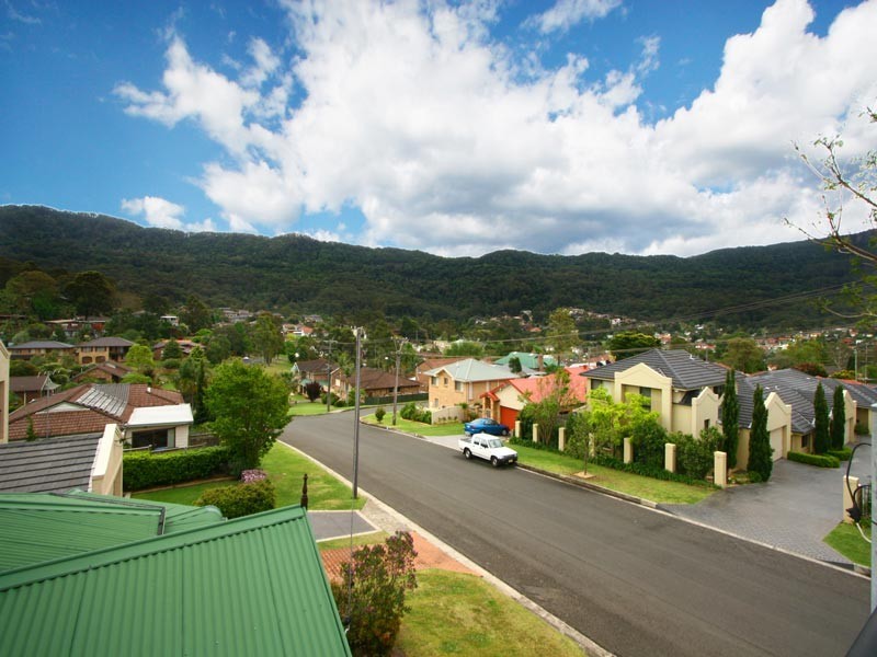 1/51 Balmoral Street, Balgownie NSW 2519