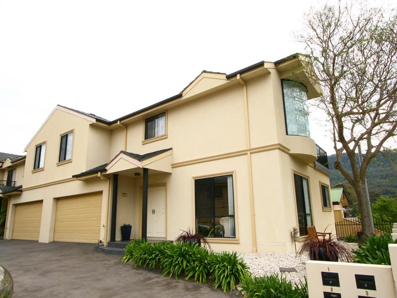 1/51 Balmoral Street, Balgownie NSW 2519