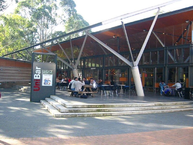 15 Murphys Avenue, Gwynneville NSW 2500