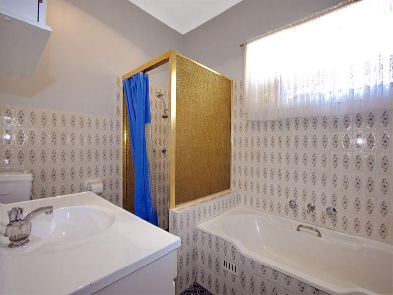 38 Williamson Street, Tarrawanna NSW 2518