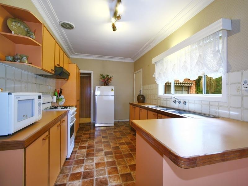 18 McLean Avenue, Fairy Meadow NSW 2519