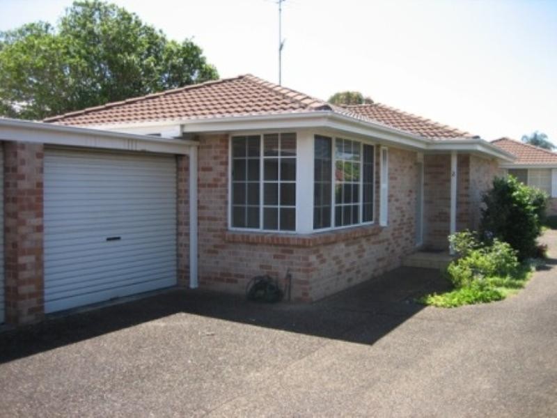 2/5 Chenhall Street, Woonona NSW 2517