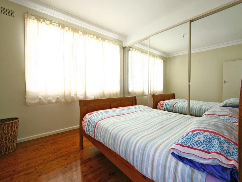 8 Rink Road, Dapto NSW 2530