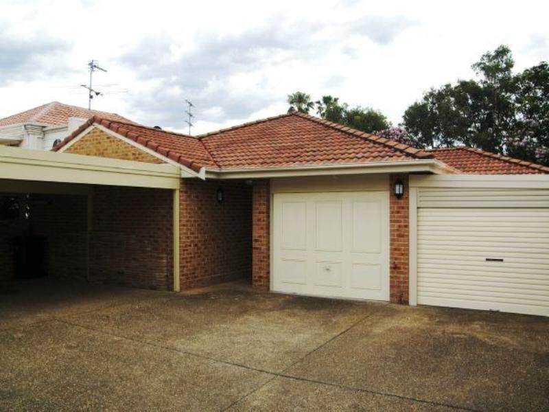 2/70 Gipps Street, North Wollongong NSW 2500