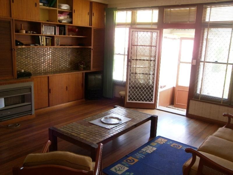 6 Chenhall Street, Woonona NSW 2517