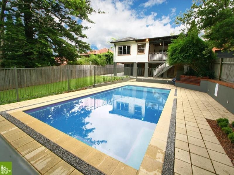 7 Walter Street, Mangerton NSW 2500