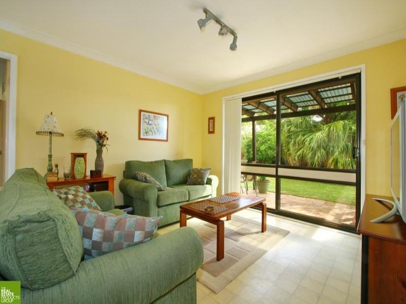 5 Marril Circuit, Cordeaux Heights NSW 2526
