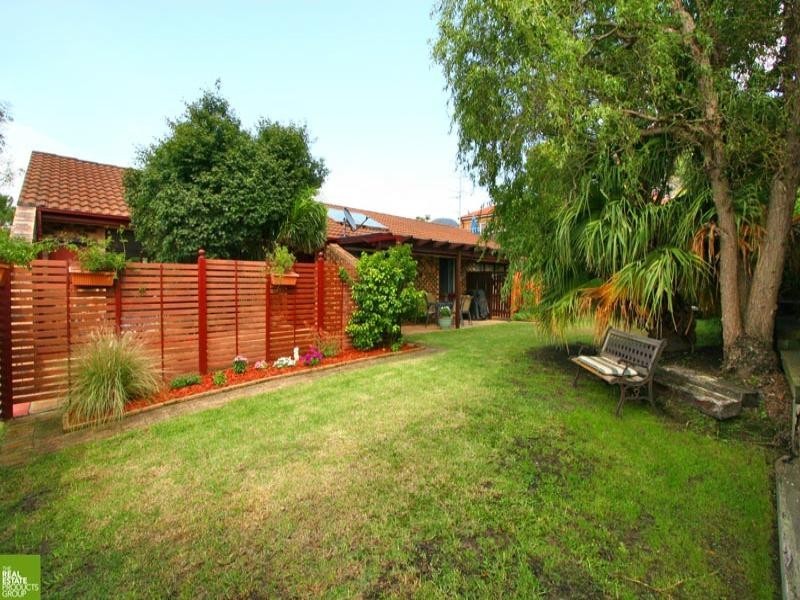 5 Marril Circuit, Cordeaux Heights NSW 2526
