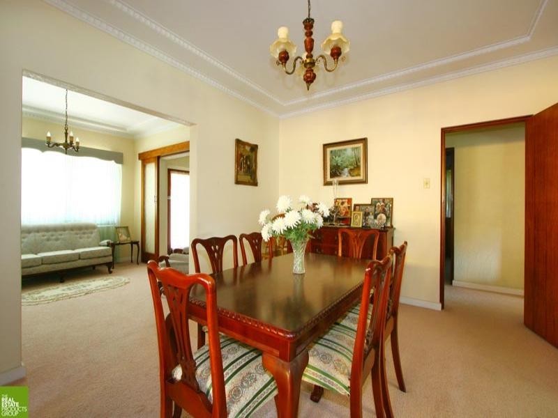 6 St Georges Avenue, Figtree NSW 2525