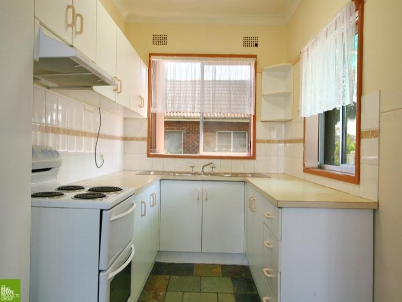 29 Stuart Road, Warrawong NSW 2502