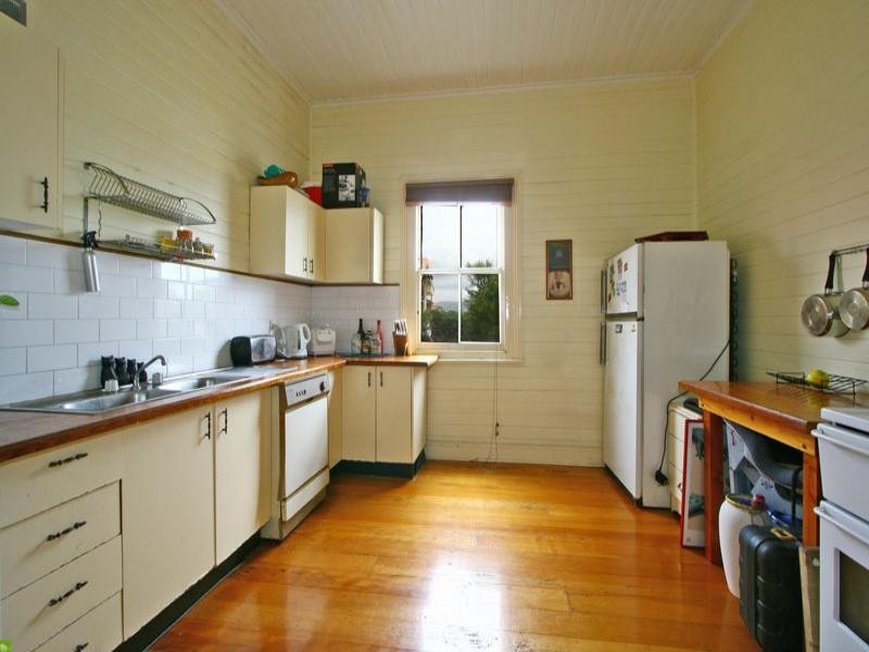 15 Military Road, Port Kembla NSW 2505