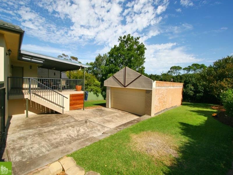 13 Rachel Crescent, Figtree NSW 2525