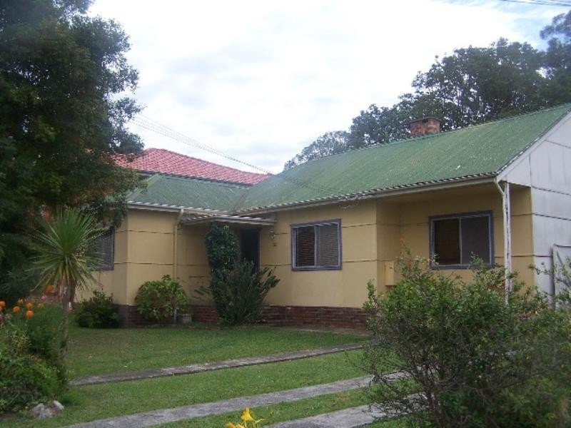 32 Brian Street, Balgownie NSW 2519