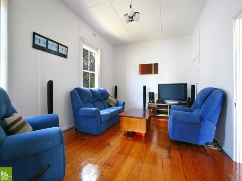 31 Fifth Avenue, Port Kembla NSW 2505