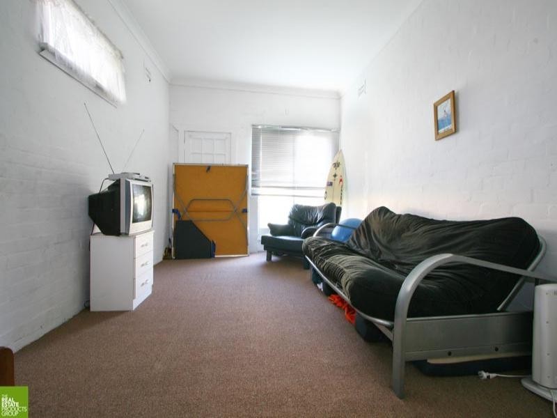31 Fifth Avenue, Port Kembla NSW 2505