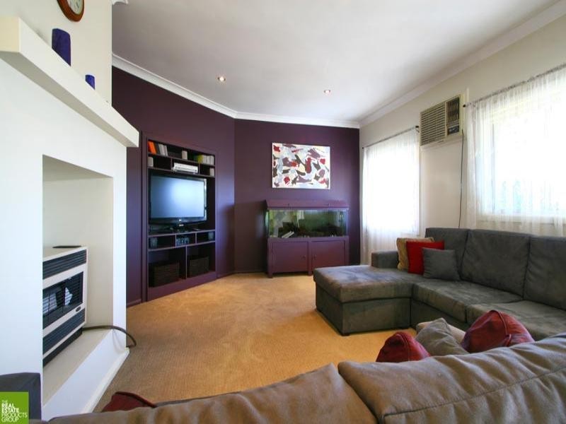 117 The Avenue, Mount Saint Thomas NSW 2500