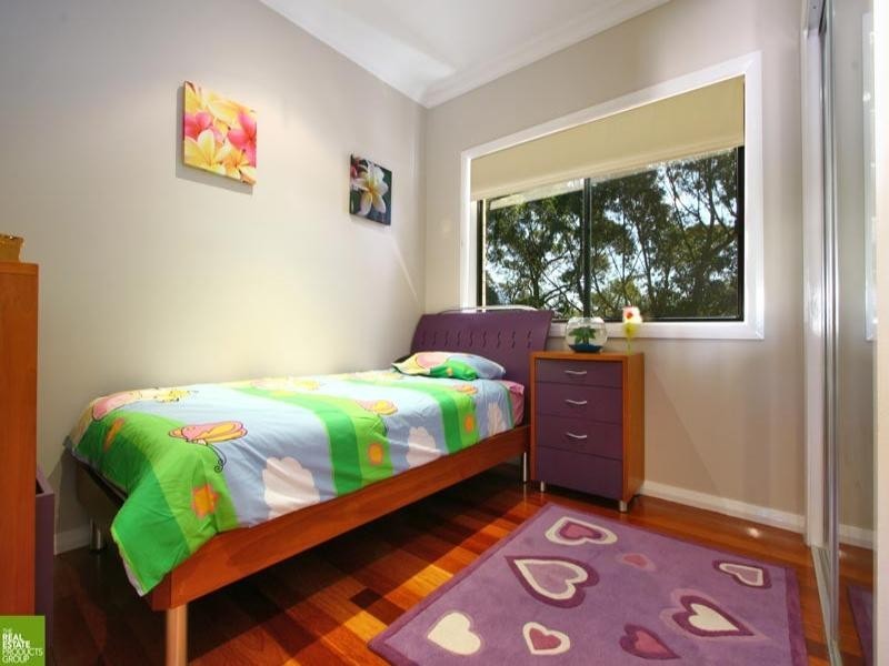 2/60 The Avenue, Mount Saint Thomas NSW 2500